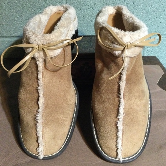 Anne Klein n.y. NWOT slip ons warm fur lined mules size 8 - Picture 1 of 10